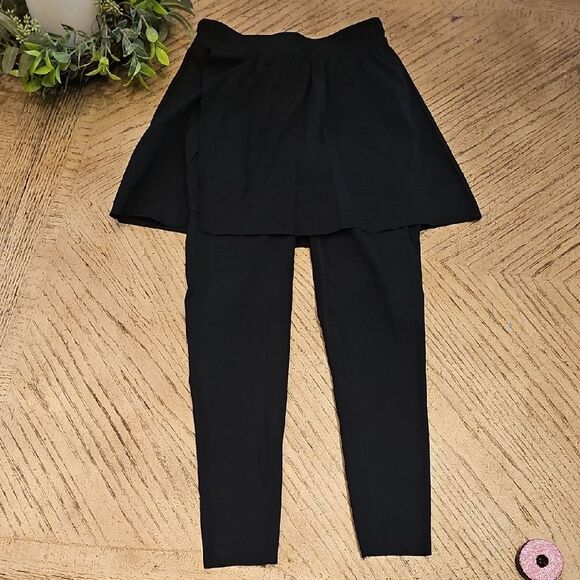 SPANX Booty Boost Skorted Legging XS Black - Picture 1 of 12